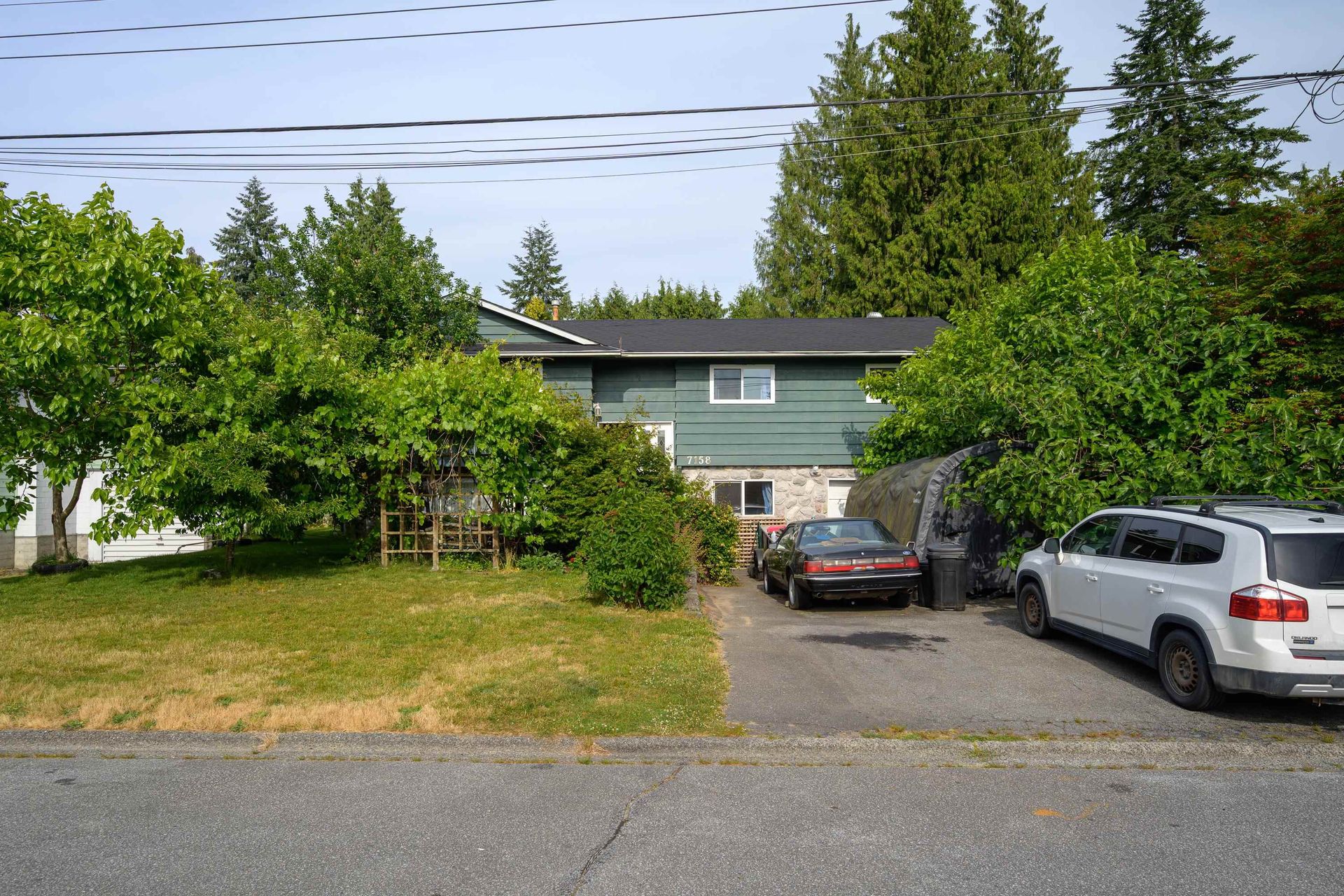 Photo of 7158 114a Street, Sunshine Hills Woods, N. Delta