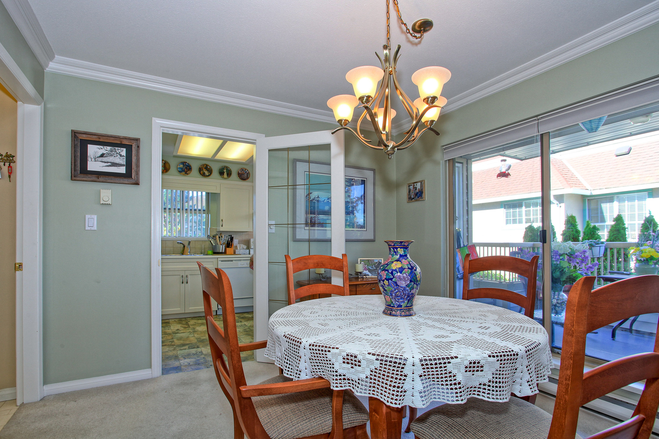 105 at 201 - 1118  Street, Tsawwassen Central, Tsawwassen 105 at 201 - 1118  Street, Tsawwassen Central, Tsawwassen