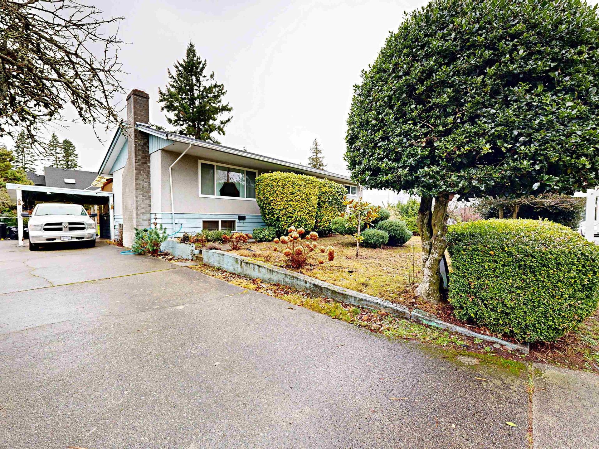 5379 1 Avenue, Pebble Hill, Tsawwassen
