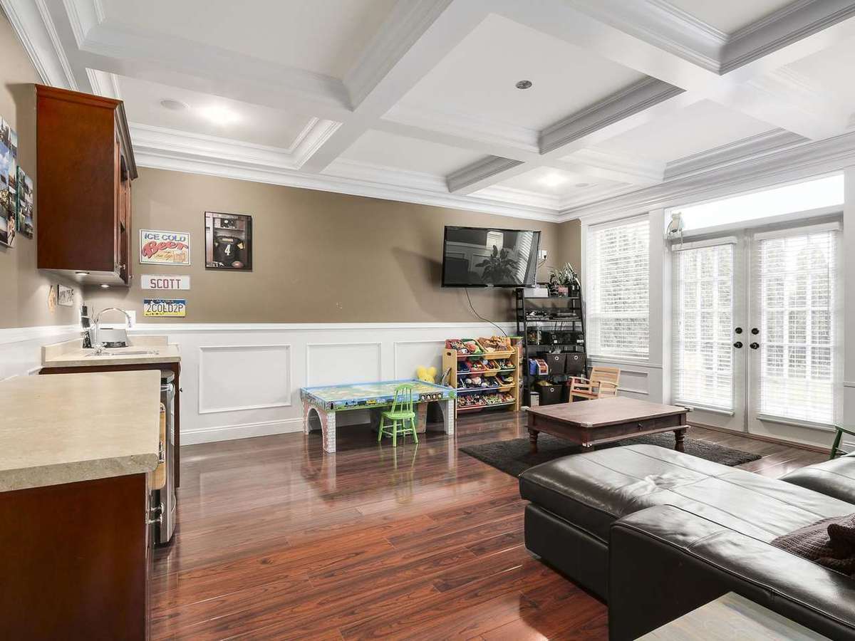 5208-laurel-drive-hawthorne-ladner-10 at 5208 Laurel Drive, Hawthorne, Ladner 5208-laurel-drive-hawthorne-ladner-10 at 5208 Laurel Drive, Hawthorne, Ladner