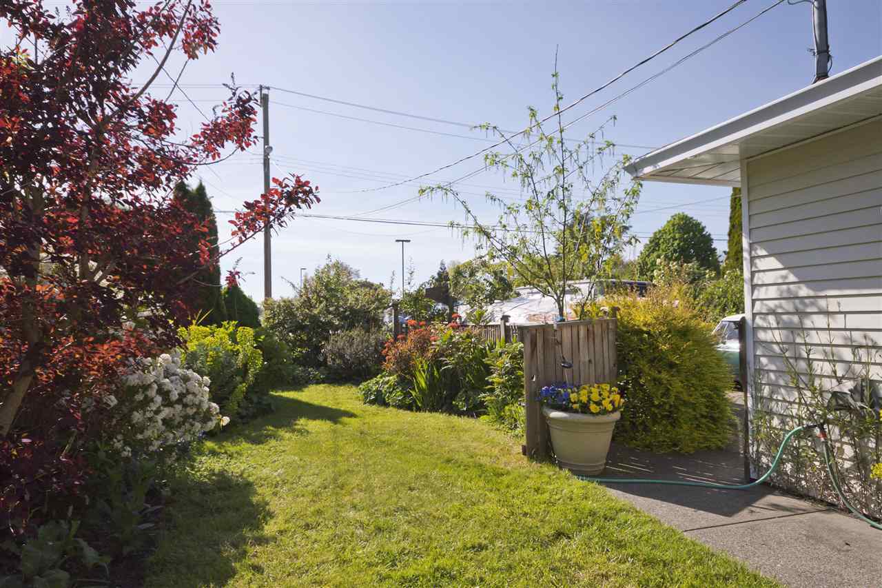 4624-51-street-ladner-elementary-ladner-09 at 4624 51 Street, Ladner Elementary, Ladner 4624-51-street-ladner-elementary-ladner-09 at 4624 51 Street, Ladner Elementary, Ladner