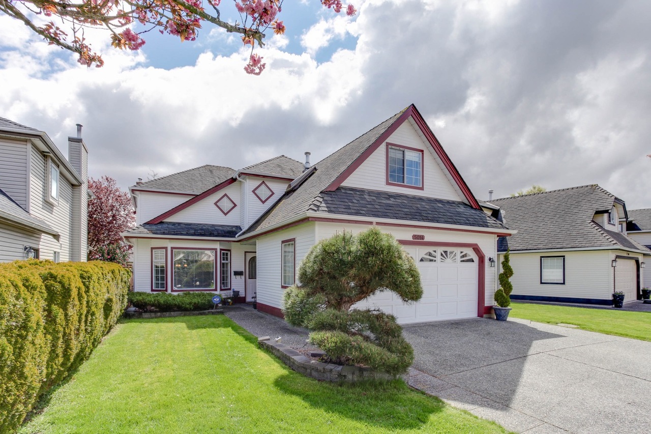 100 at 5014 54 Street, Hawthorne, Ladner 100 at 5014 54 Street, Hawthorne, Ladner