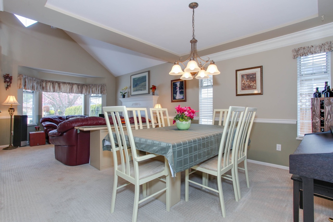 107 at 5014 54 Street, Hawthorne, Ladner 107 at 5014 54 Street, Hawthorne, Ladner