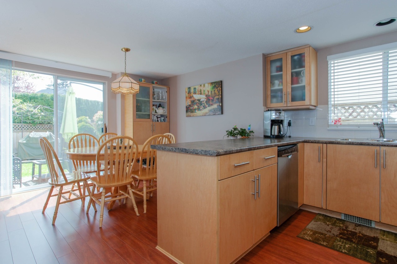 110 at 5014 54 Street, Hawthorne, Ladner 110 at 5014 54 Street, Hawthorne, Ladner