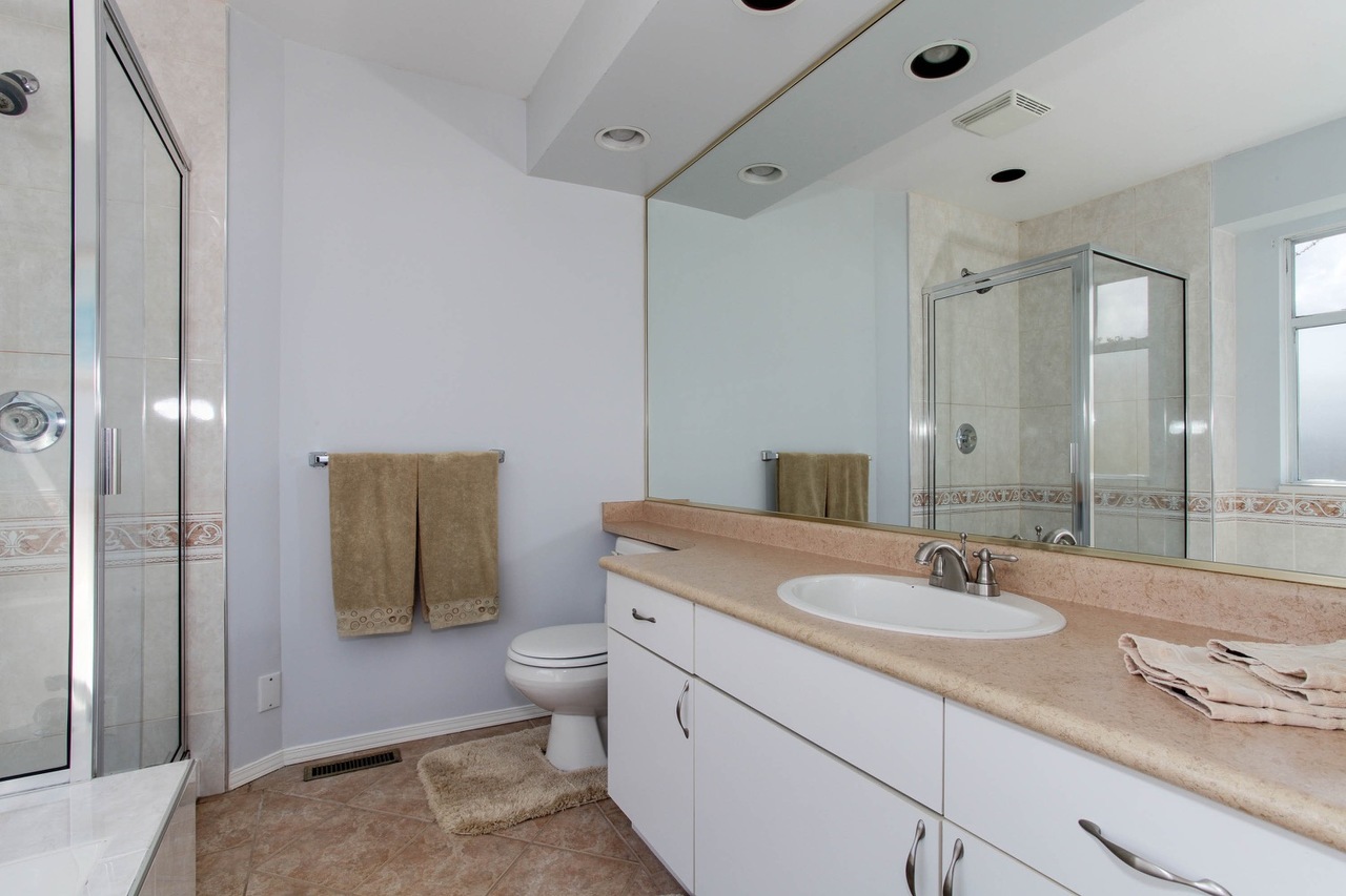 120 at 5014 54 Street, Hawthorne, Ladner 120 at 5014 54 Street, Hawthorne, Ladner