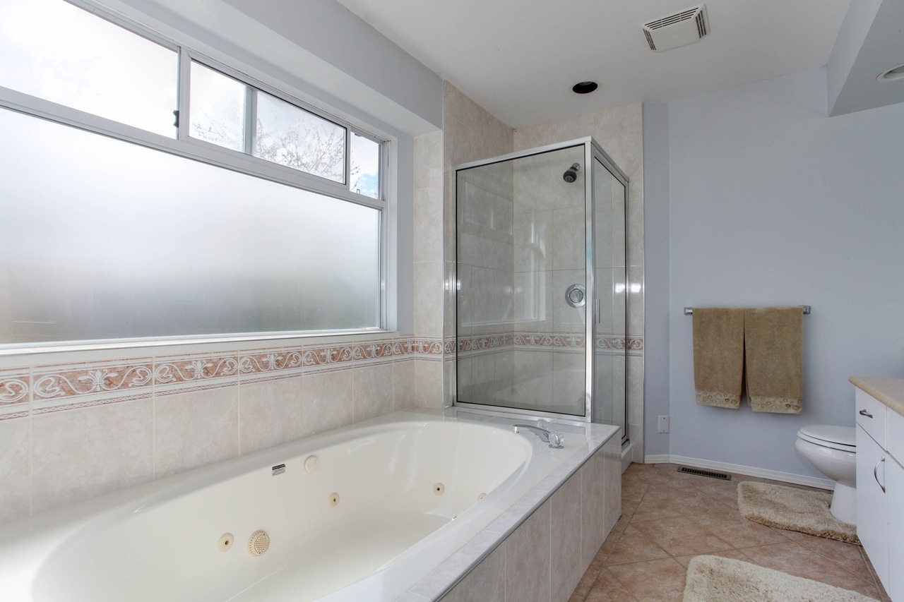 121 at 5014 54 Street, Hawthorne, Ladner 121 at 5014 54 Street, Hawthorne, Ladner