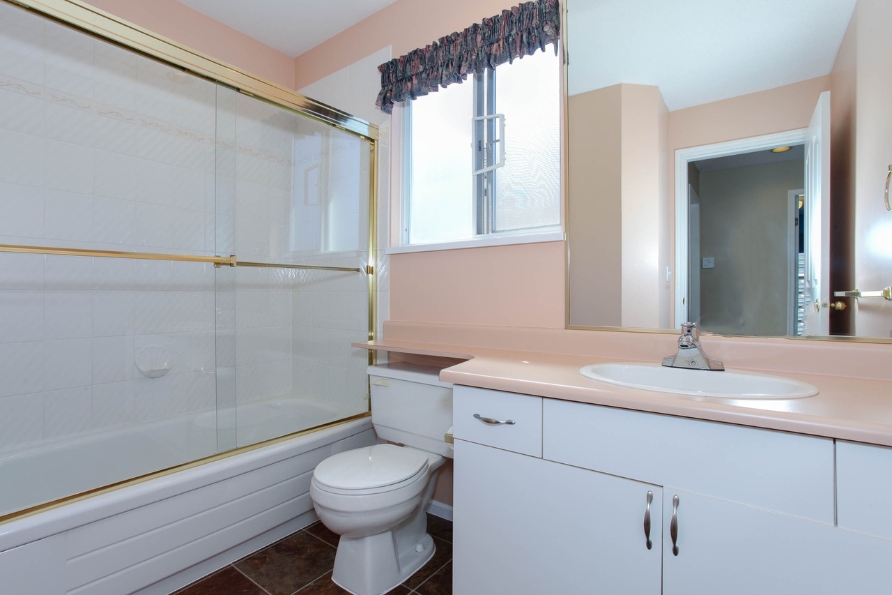 125 at 5014 54 Street, Hawthorne, Ladner 125 at 5014 54 Street, Hawthorne, Ladner