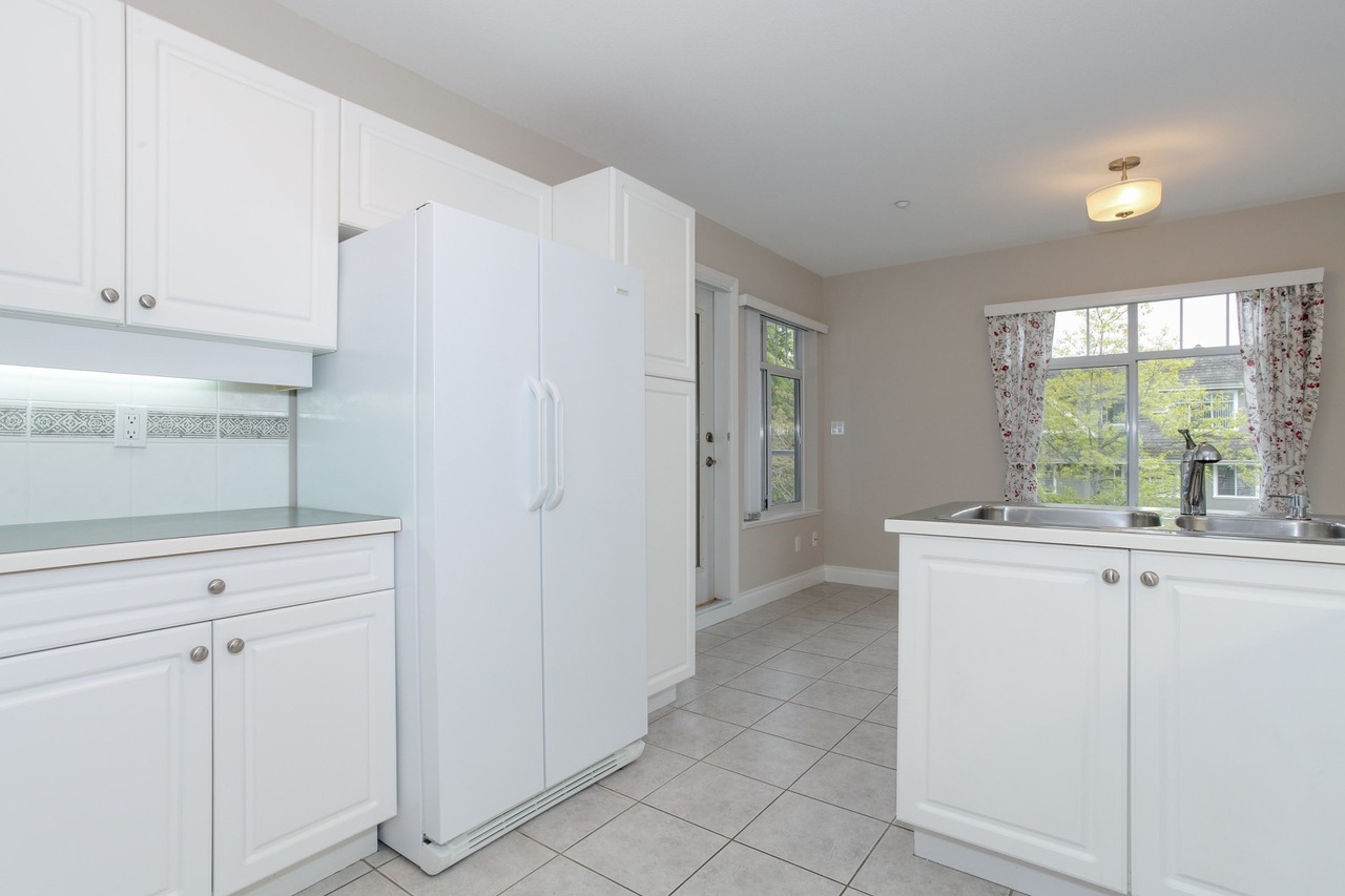 107 at 203 - 1320 55 Street, Cliff Drive, Tsawwassen 107 at 203 - 1320 55 Street, Cliff Drive, Tsawwassen