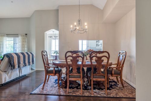 19528-fraser-highway-cloverdale-bc-cloverdale-05 at 334 - 19528 Fraser Highway, Cloverdale BC, Cloverdale