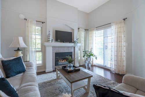 19528-fraser-highway-cloverdale-bc-cloverdale-07 at 334 - 19528 Fraser Highway, Cloverdale BC, Cloverdale