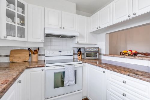 19528-fraser-highway-cloverdale-bc-cloverdale-12 at 334 - 19528 Fraser Highway, Cloverdale BC, Cloverdale