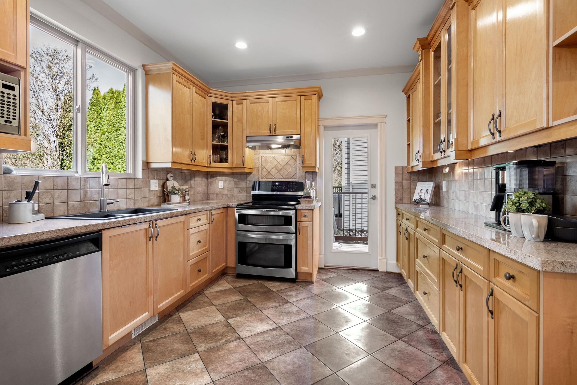 21637-94a-avenue-walnut-grove-langley-12 at 21637 94a Avenue, Walnut Grove, Langley