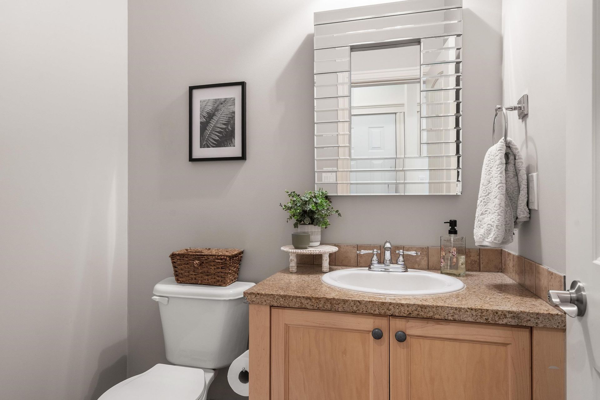 21637-94a-avenue-walnut-grove-langley-20 at 21637 94a Avenue, Walnut Grove, Langley