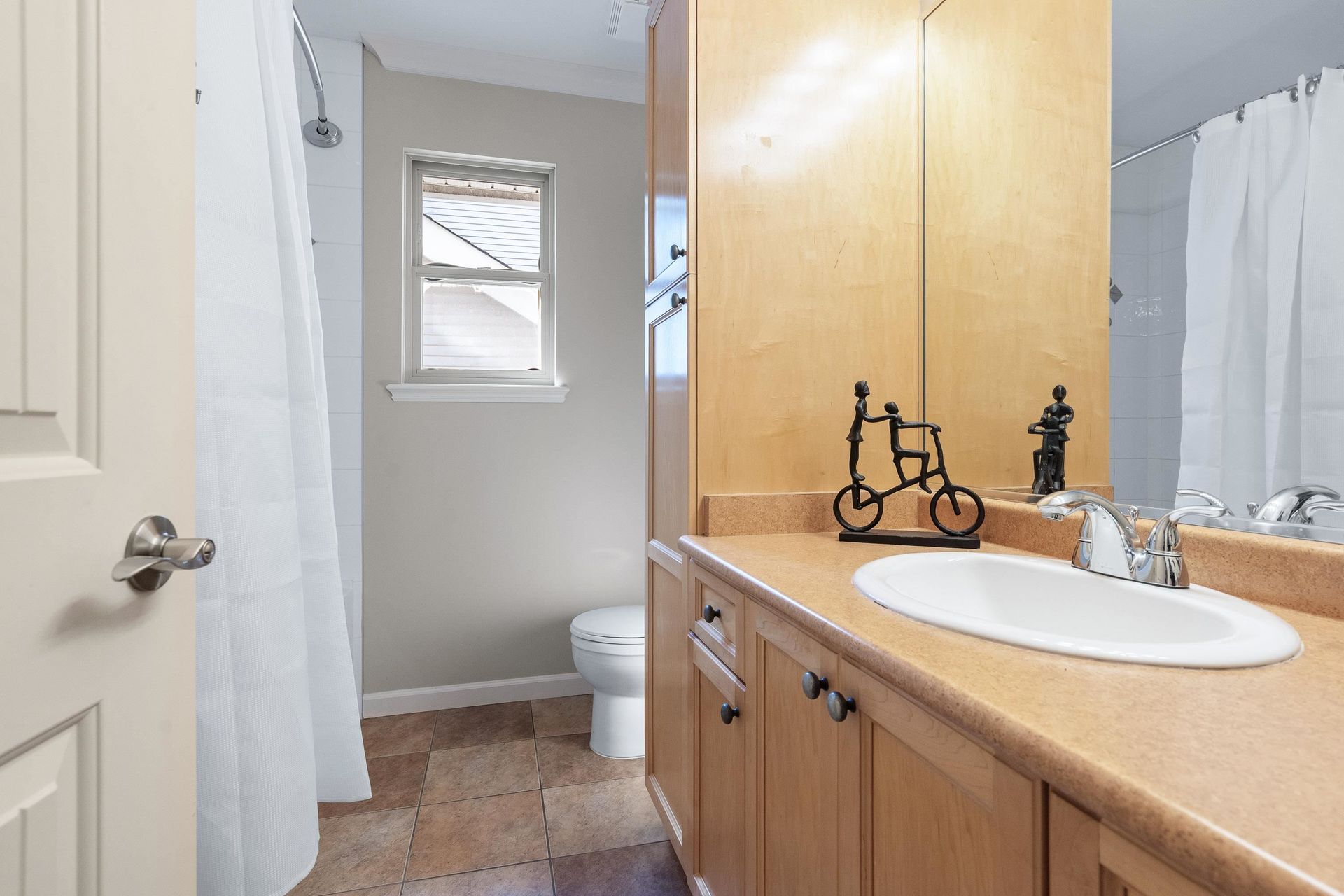 21637-94a-avenue-walnut-grove-langley-24 at 21637 94a Avenue, Walnut Grove, Langley