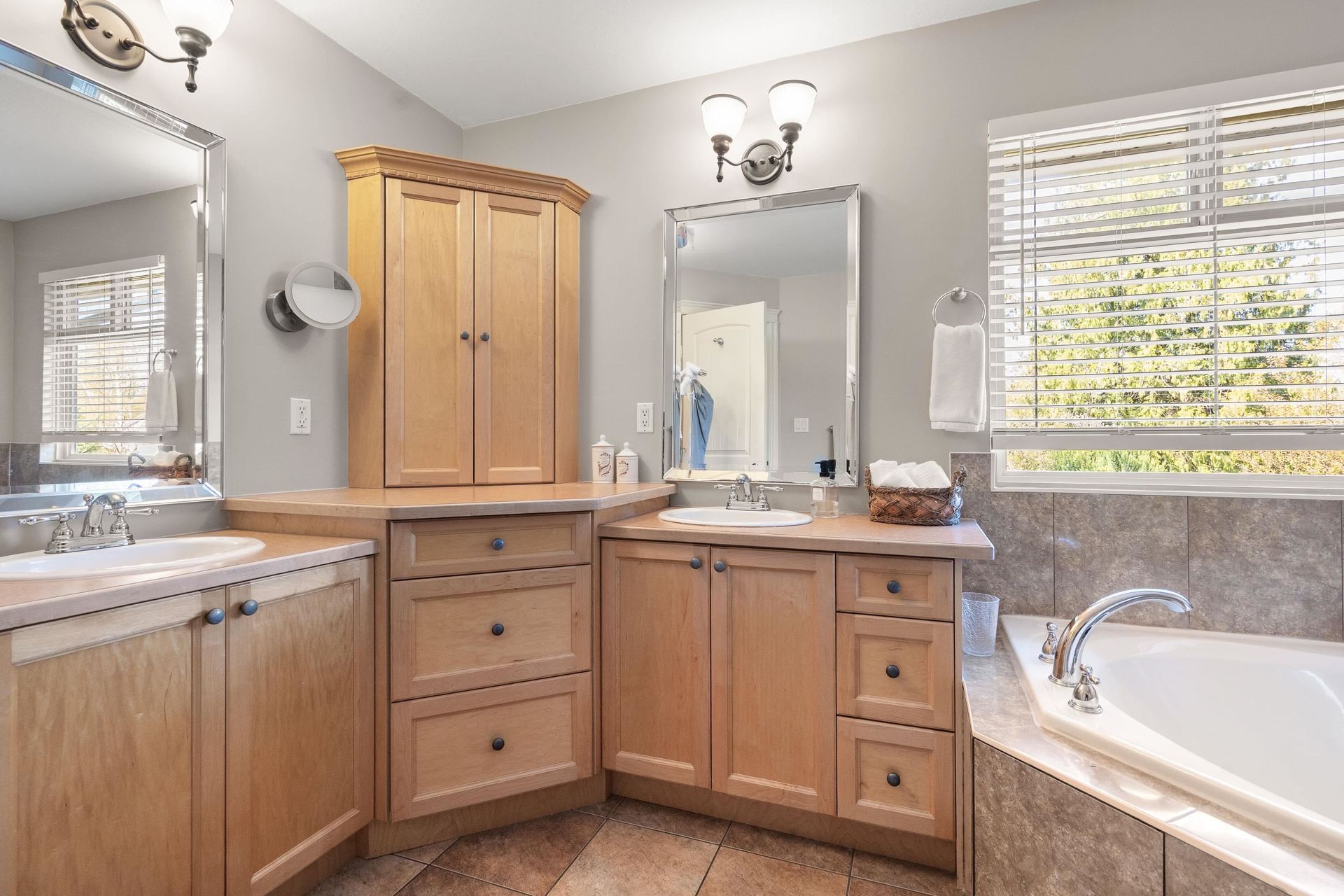 21637-94a-avenue-walnut-grove-langley-27 at 21637 94a Avenue, Walnut Grove, Langley