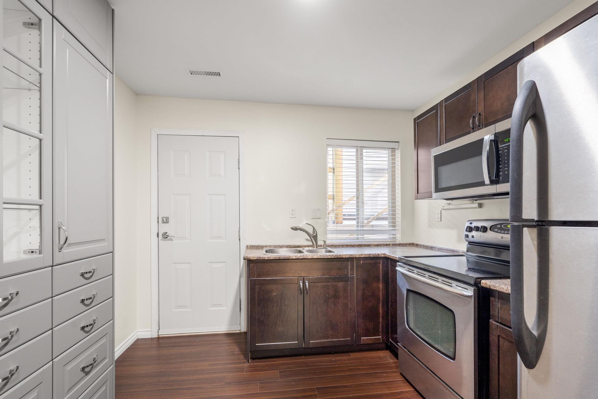 21637-94a-avenue-walnut-grove-langley-35 at 21637 94a Avenue, Walnut Grove, Langley