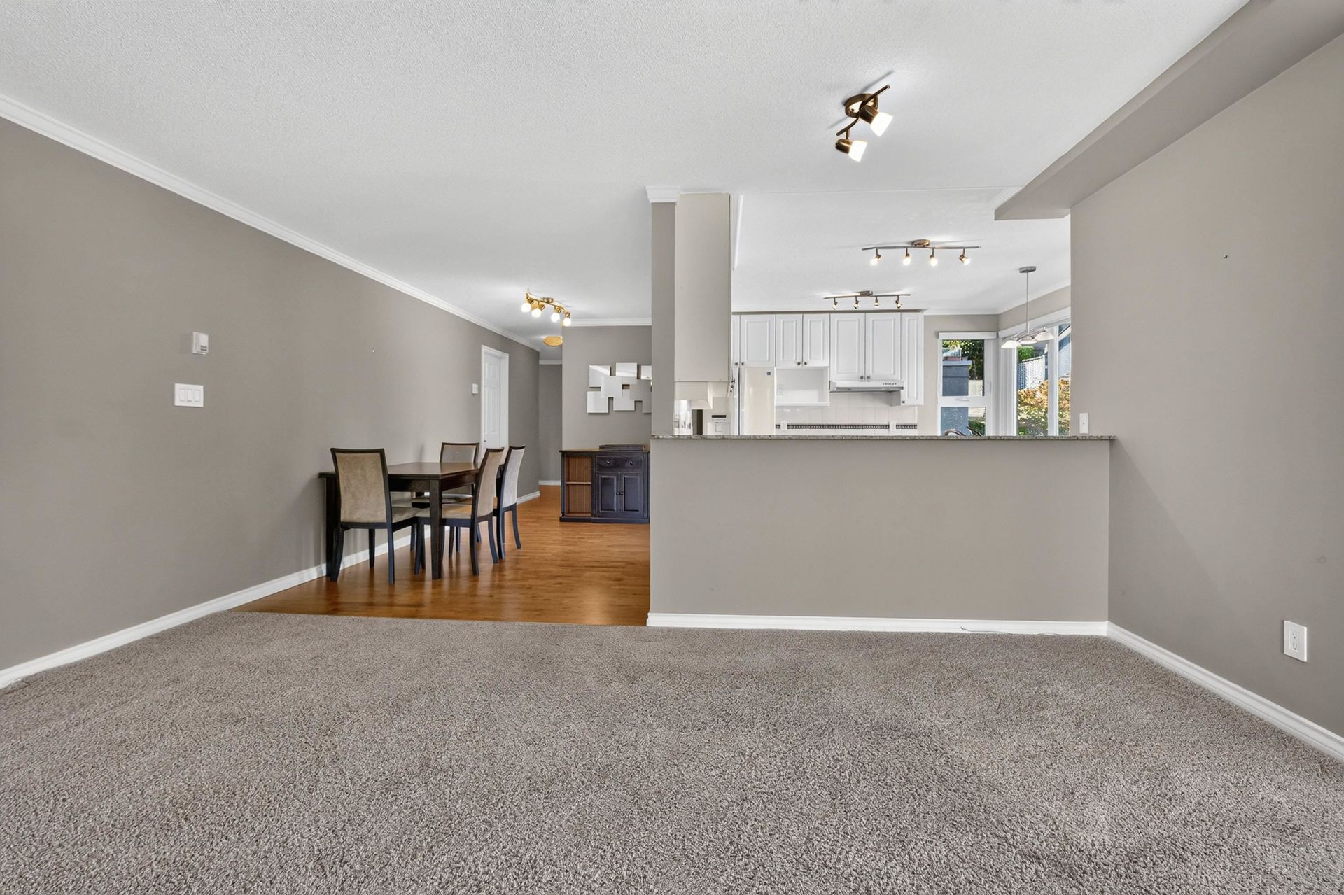 1400-view-crescent-beach-grove-tsawwassen-20 at 404 - 1400 View Crescent, Beach Grove, Tsawwassen