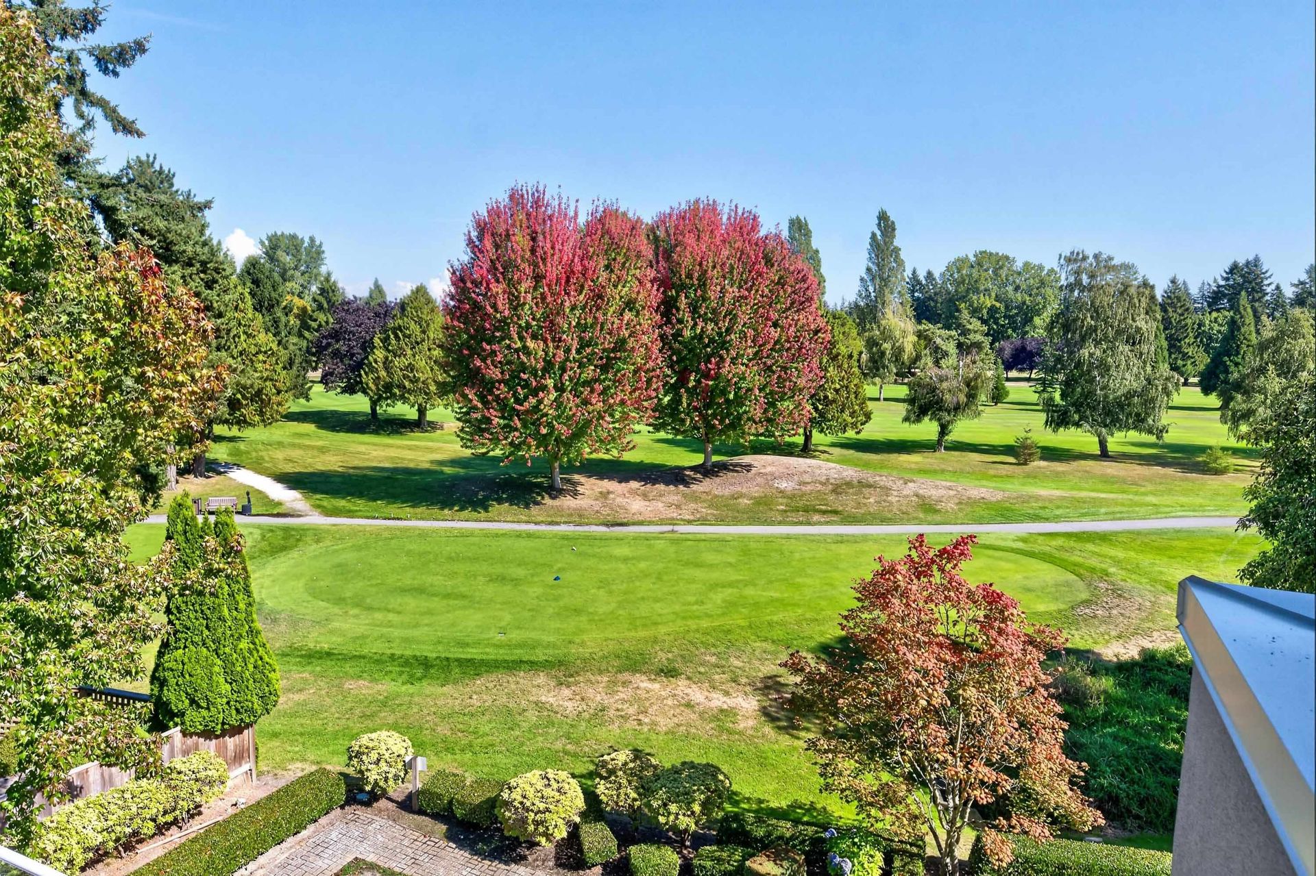 1400-view-crescent-beach-grove-tsawwassen-33 at 404 - 1400 View Crescent, Beach Grove, Tsawwassen