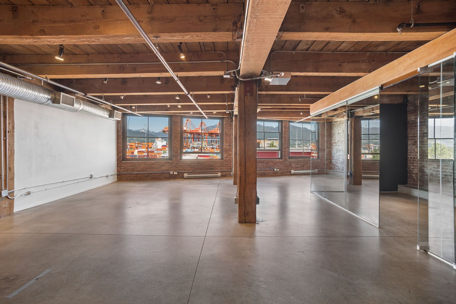 402 - 329 Railway Street, Railtown, Vancouver photo number 1