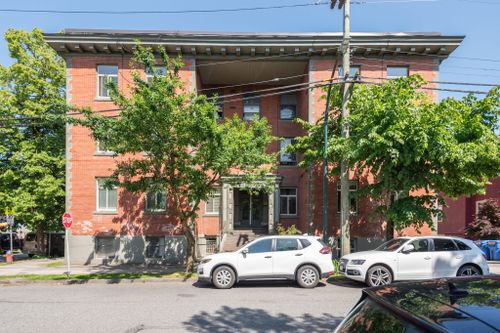 exterior 1 at 2420-2404 Guelph, Vancouver