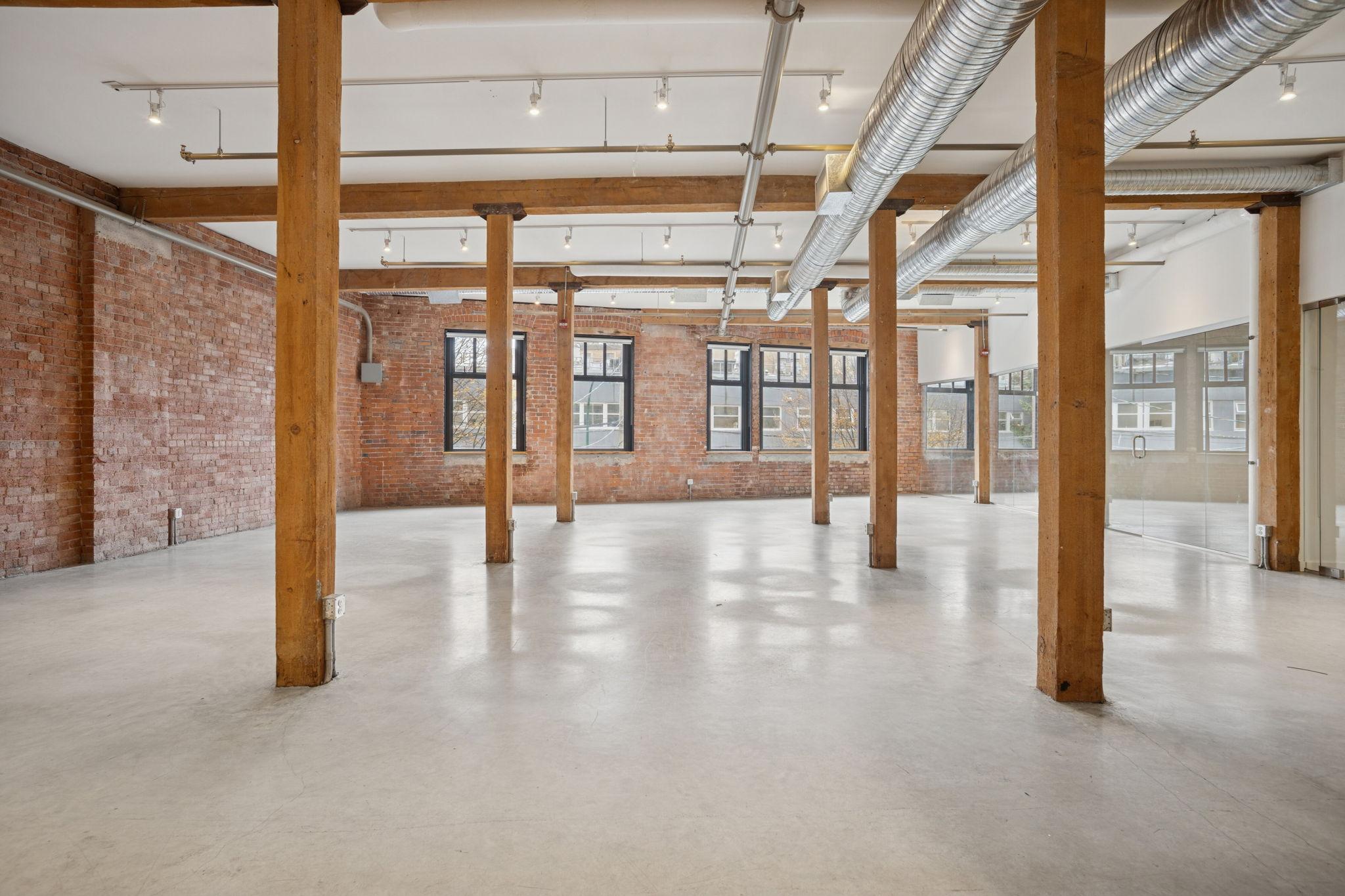 200 - 339 Railway Street, Railtown, Vancouver photo number 2