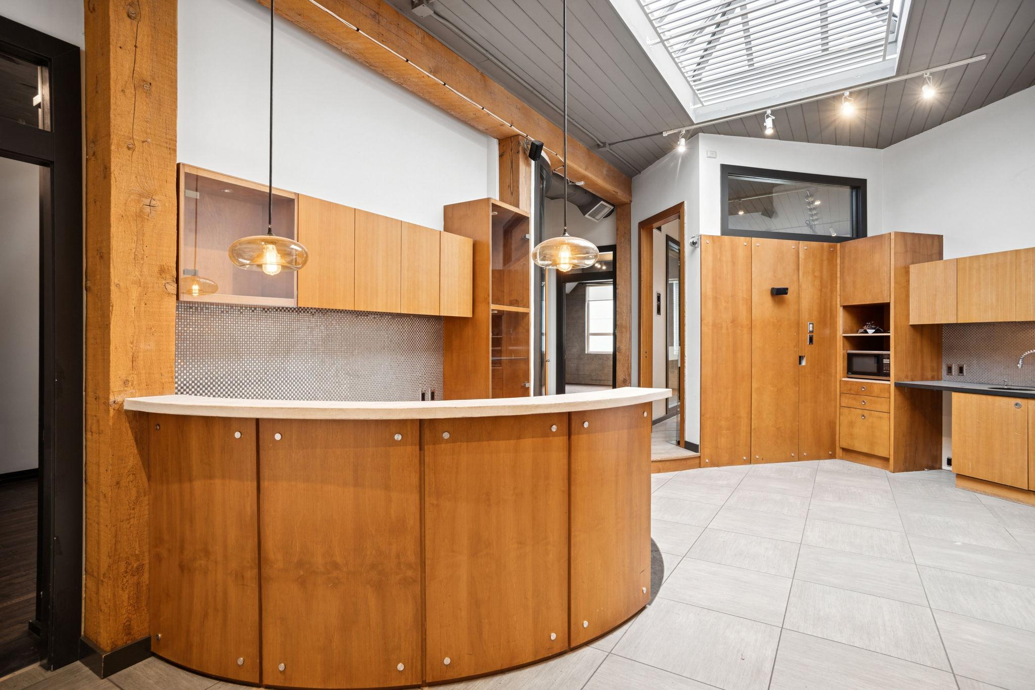 240 - 49 Dunlevy, Railtown, Vancouver photo number 2