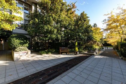188-w-29th-street-upper-lonsdale-north-vancouver-12 at 202 - 188 W 29th Street, Upper Lonsdale, North Vancouver