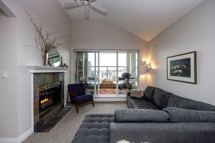 155-e-3rd-street-lower-lonsdale-north-vancouver-10 at 410 - 155 E 3rd Street, Lower Lonsdale, North Vancouver