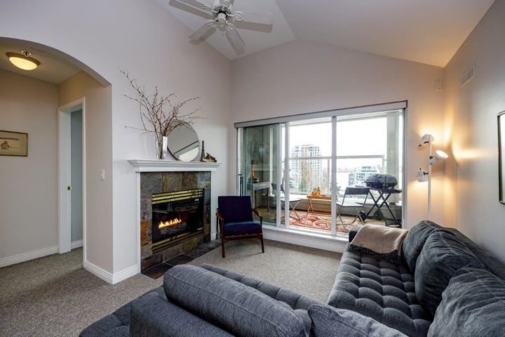 155-e-3rd-street-lower-lonsdale-north-vancouver-11 at 410 - 155 E 3rd Street, Lower Lonsdale, North Vancouver