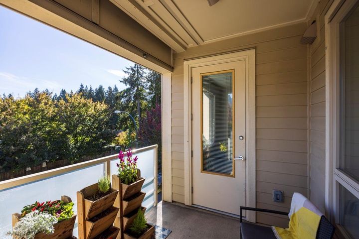 2665mountain-29 at 301 - 2665 Mountain Highway, Lynn Valley, North Vancouver