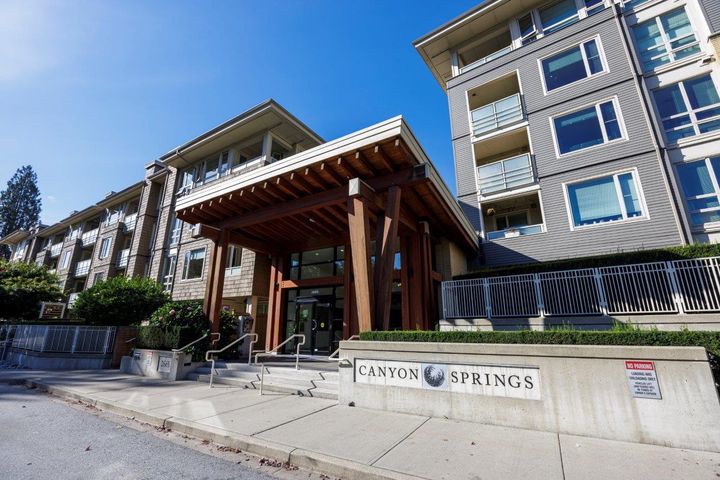 2665mountain-37 at 301 - 2665 Mountain Highway, Lynn Valley, North Vancouver