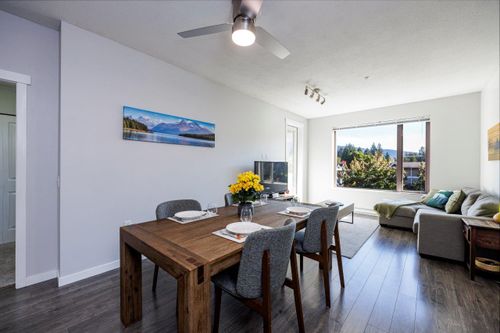 2665mountain-8 at 301 - 2665 Mountain Highway, Lynn Valley, North Vancouver