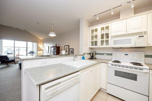 155e3-28 at 410 - 155 E 3rd Street, Lower Lonsdale, North Vancouver