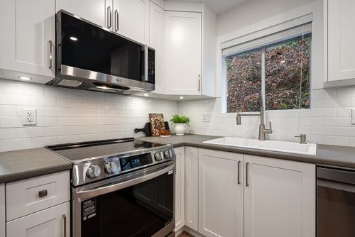 2266-swinburne-avenue-seymour-nv-north-vancouver-14 at 2266 Swinburne Avenue, Seymour NV, North Vancouver