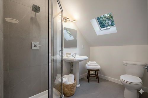 2266-swinburne-avenue-seymour-nv-north-vancouver-29 at 2266 Swinburne Avenue, Seymour NV, North Vancouver