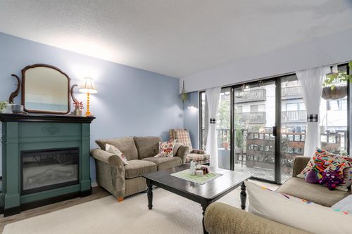 170-e-3rd-street-lower-lonsdale-north-vancouver-09 at 314 - 170 E 3rd Street, Lower Lonsdale, North Vancouver