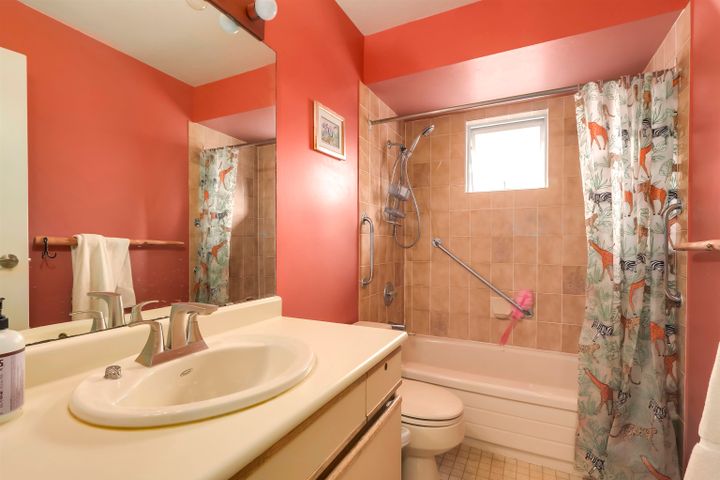 229-w-22nd-street-central-lonsdale-north-vancouver-13 at 229 W 22nd Street, Central Lonsdale, North Vancouver