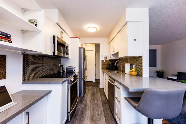 160-e-19th-street-central-lonsdale-north-vancouver-20 at 208 - 160 E 19th Street, Central Lonsdale, North Vancouver