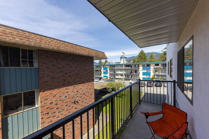 160-e-19th-street-central-lonsdale-north-vancouver-22 at 208 - 160 E 19th Street, Central Lonsdale, North Vancouver