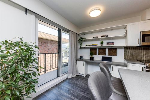 160-e-19th-street-central-lonsdale-north-vancouver-05 at 208 - 160 E 19th Street, Central Lonsdale, North Vancouver