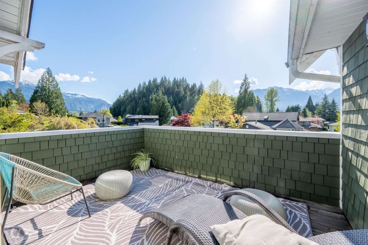 1000-polewe-place-garibaldi-highlands-squamish-23 at 1000 Polewe Place, Garibaldi Highlands, Squamish