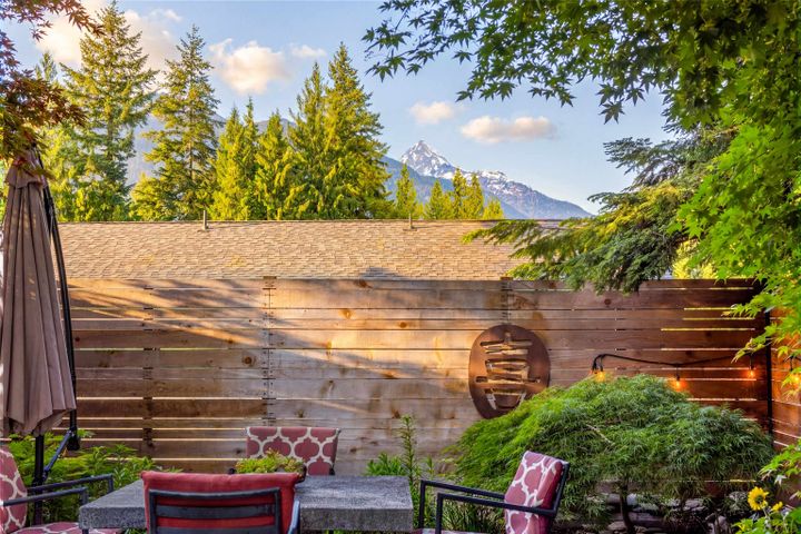 40495-n-highlands-way-garibaldi-highlands-squamish-05 at 40495 N Highlands Way, Garibaldi Highlands, Squamish