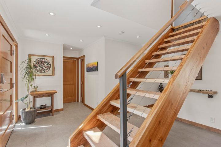 40495-n-highlands-way-garibaldi-highlands-squamish-21 at 40495 N Highlands Way, Garibaldi Highlands, Squamish