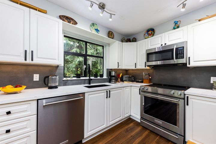 2059-chesterfield-avenue-central-lonsdale-north-vancouver-09 at 412 - 2059 Chesterfield Avenue, Central Lonsdale, North Vancouver