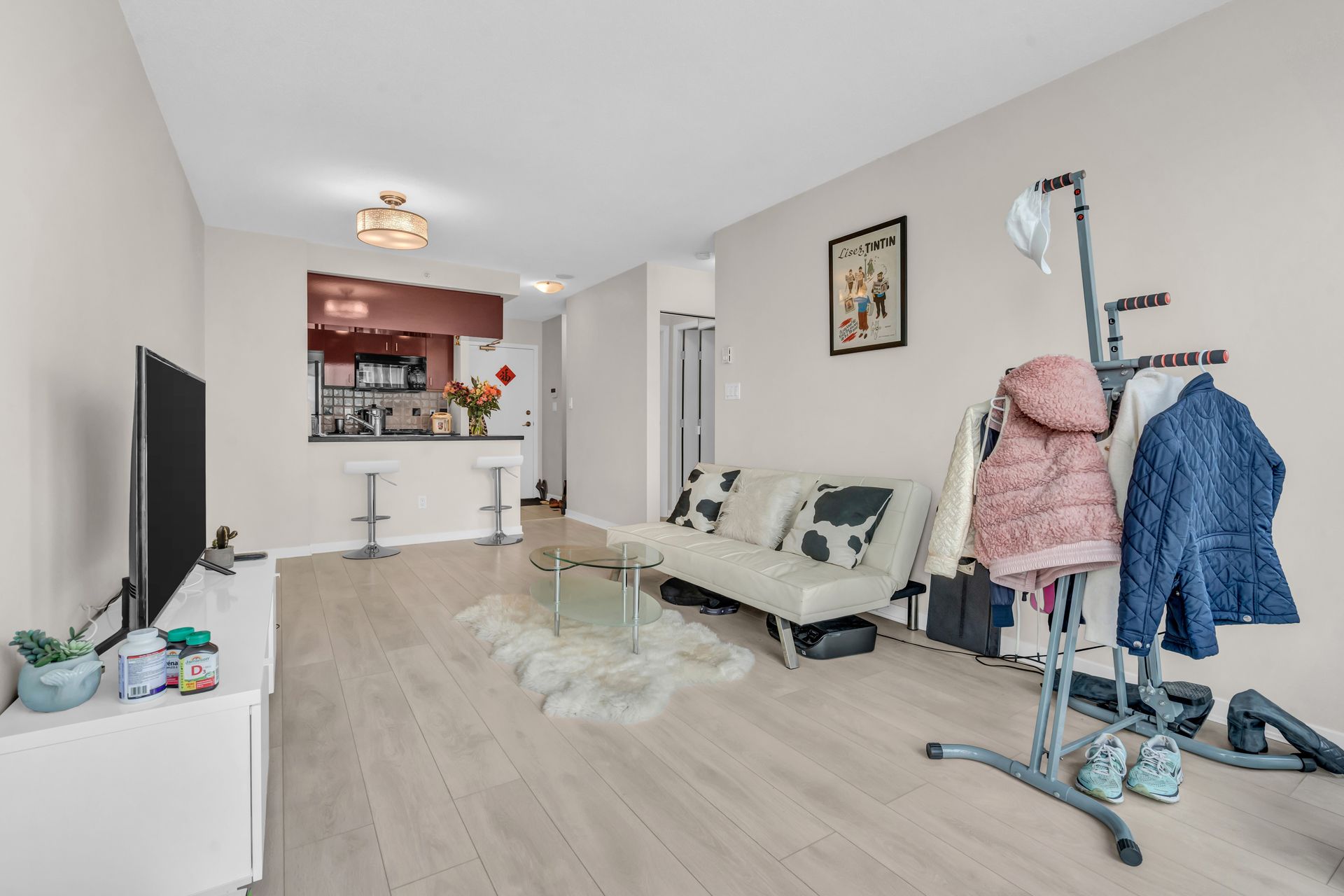 9 at 902 - 1033 Marinaside, Yaletown, Vancouver West