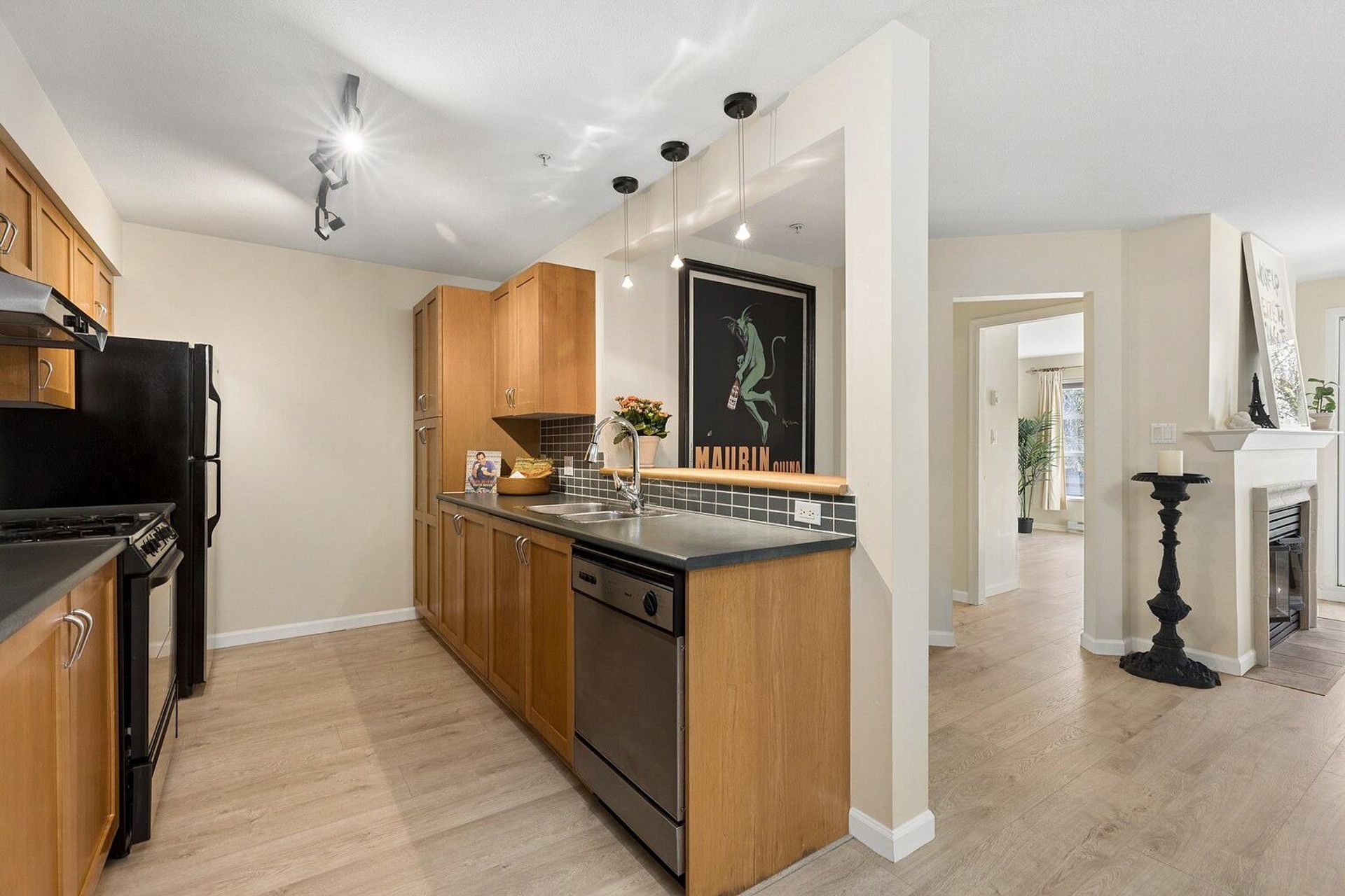 2161-w-12th-avenue-kitsilano-vancouver-west-11 at 211 - 2161 W 12th Avenue, Kitsilano, Vancouver West