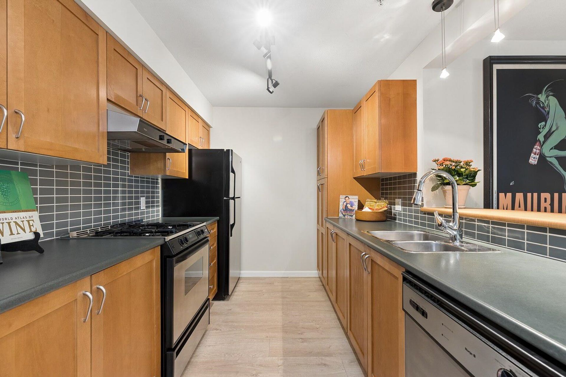 2161-w-12th-avenue-kitsilano-vancouver-west-13 at 211 - 2161 W 12th Avenue, Kitsilano, Vancouver West