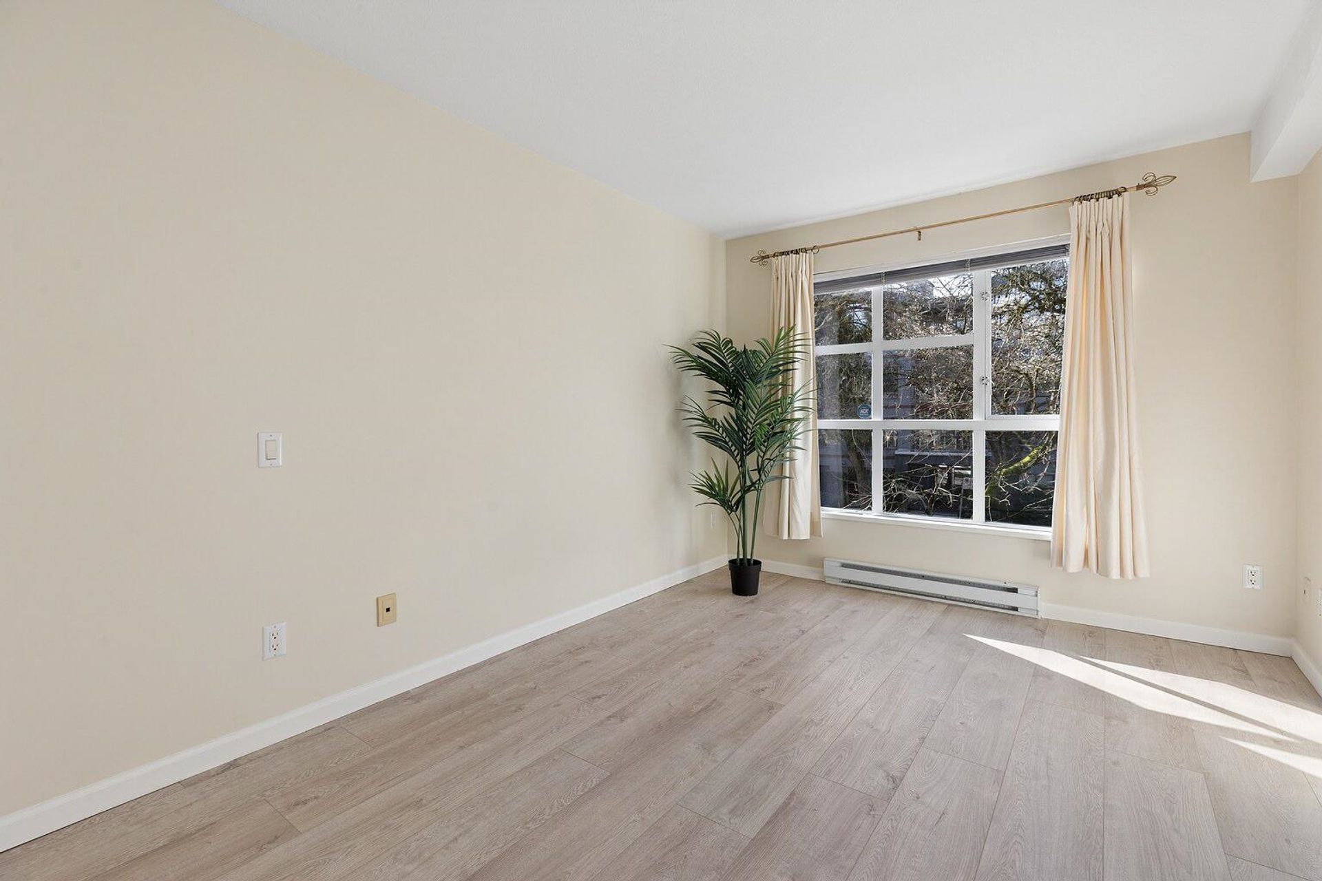 2161-w-12th-avenue-kitsilano-vancouver-west-17 at 211 - 2161 W 12th Avenue, Kitsilano, Vancouver West