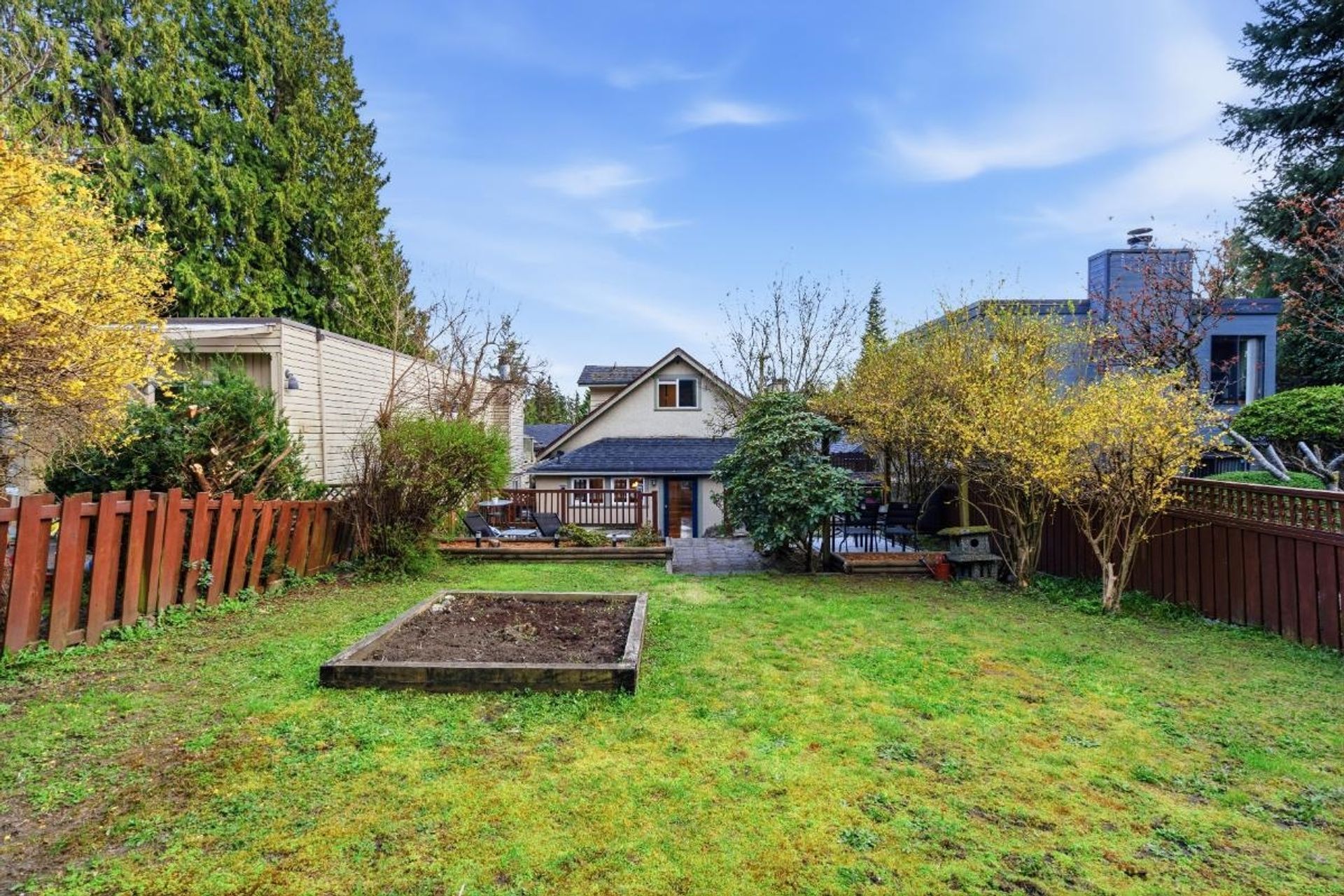 272-osborne-road-e-upper-lonsdale-north-vancouver-15 at 272 Osborne Road E, Upper Lonsdale, North Vancouver