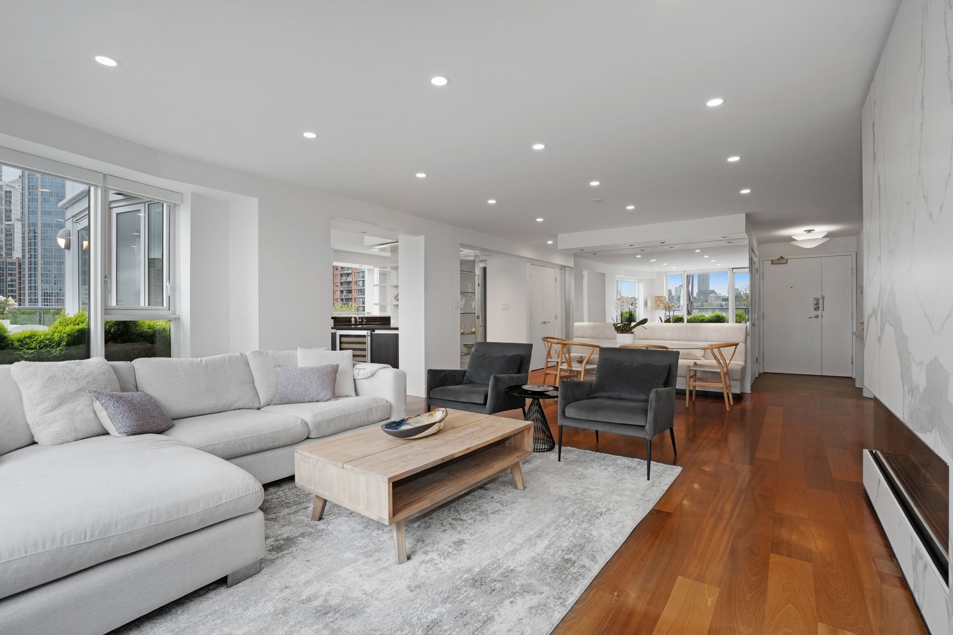 7 at 603 - 1383 Marinaside Crescent, Yaletown, Vancouver West